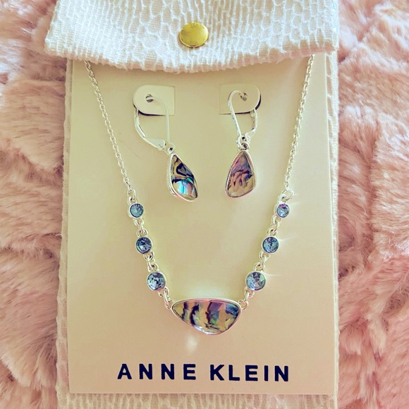 Anne Klein Necklace And Earring Set Nwt 